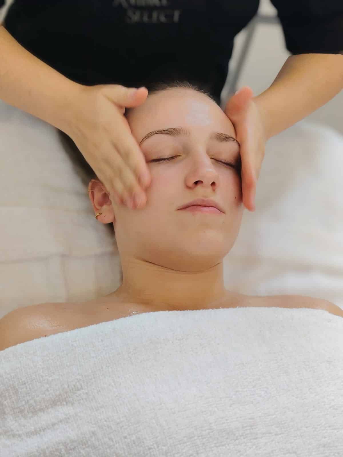 CAP Esthétique Cosmétique Parfumerie