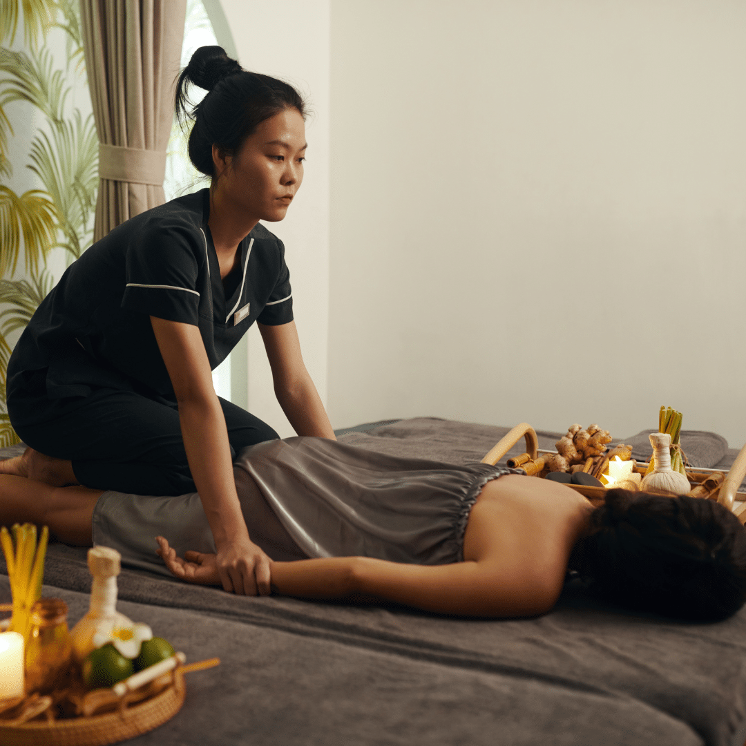 massage thaïlandais au sol